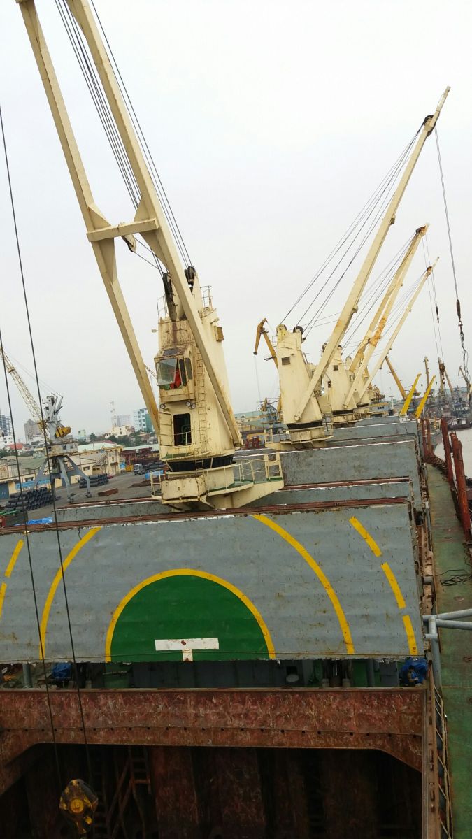 2172z593084947611 Ed75a0f530a2bbaecea35a5418509144.jpg