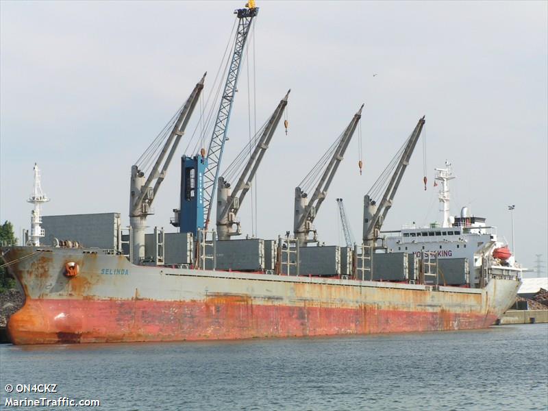 7497selinda.jpg